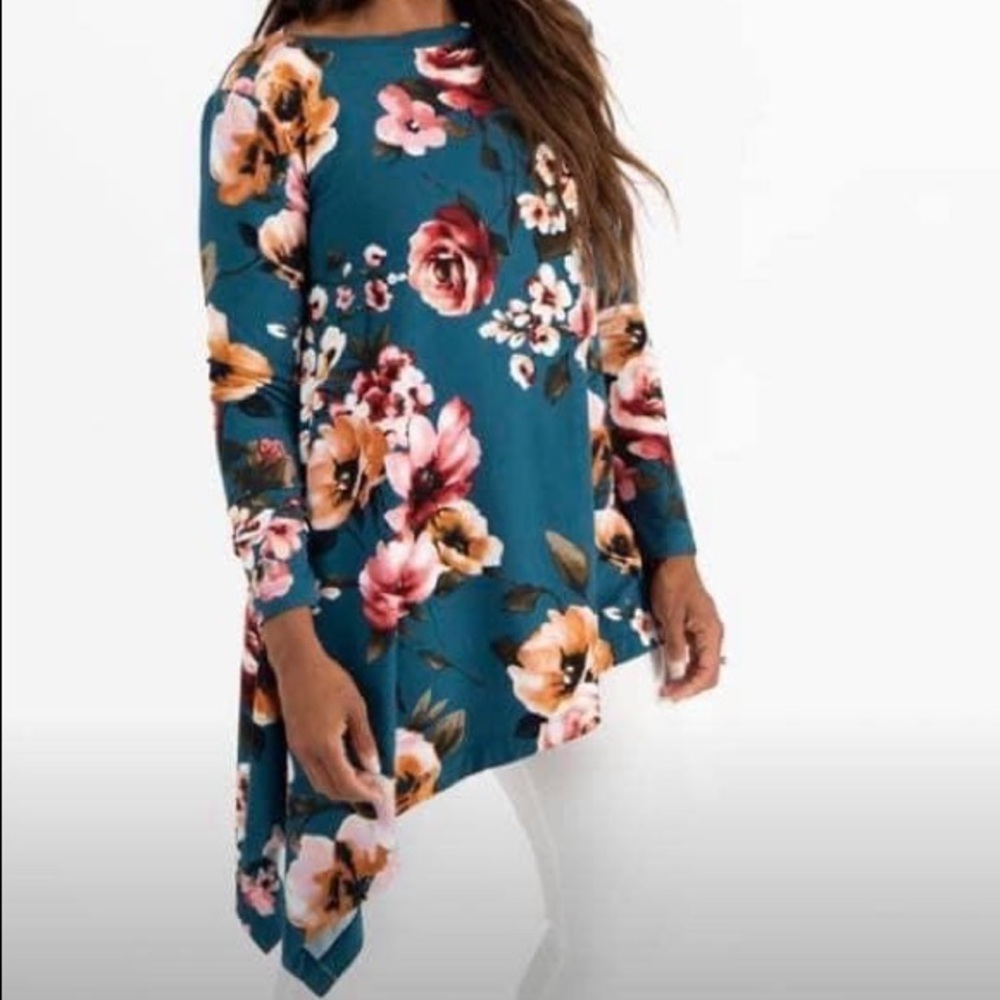 Teal faced floral asymmetrical tunic